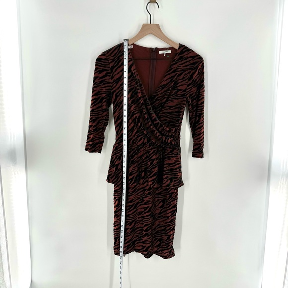GANNI Adrian Velvet Zebra Print Peplum Dress Size 4 - Picture 9 of 10
